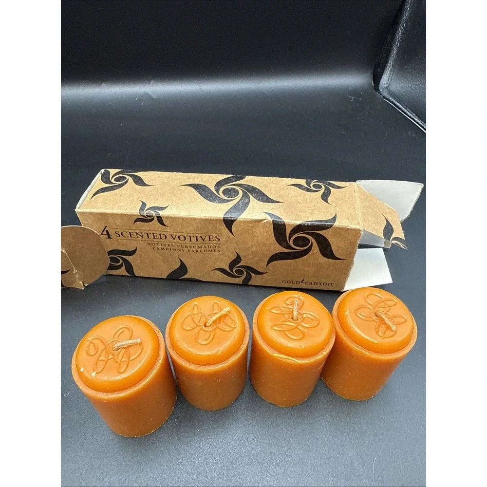Gold Canyon Pumpkin Pie 8 Votives, New.‎ Box Damage